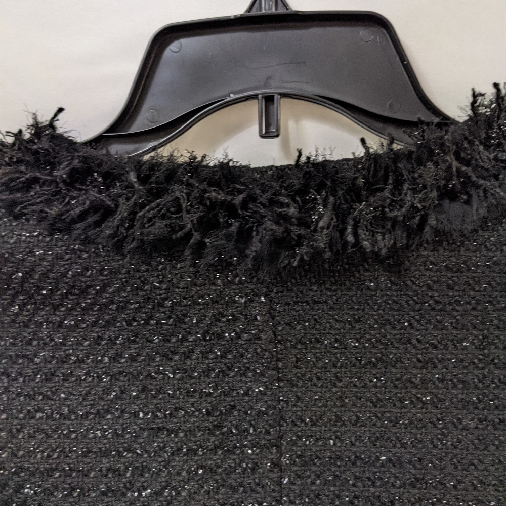 BEAUTIFUL ladies coat! Size Med. Carefree brand - Picture 5 of 5